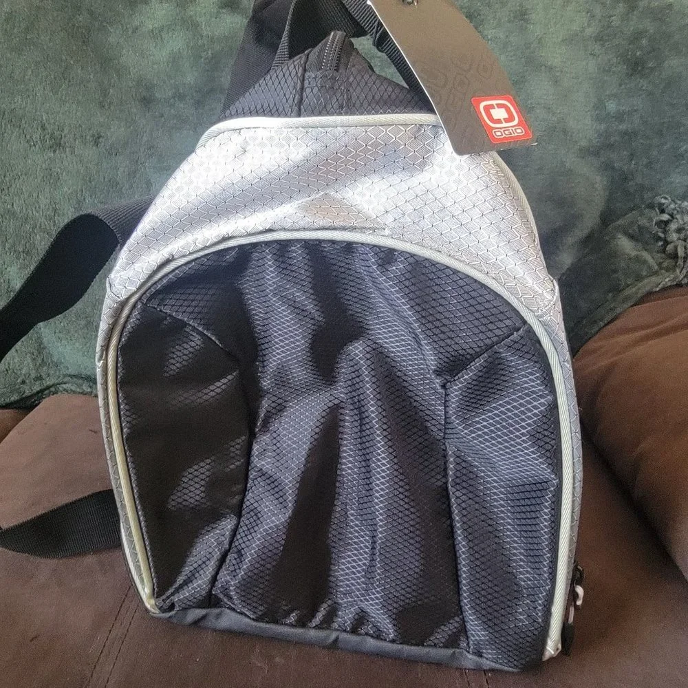 Ogio 1.0 Half Dome Duffel Bag The Cheesecake Factory Charity Golf Tournament
